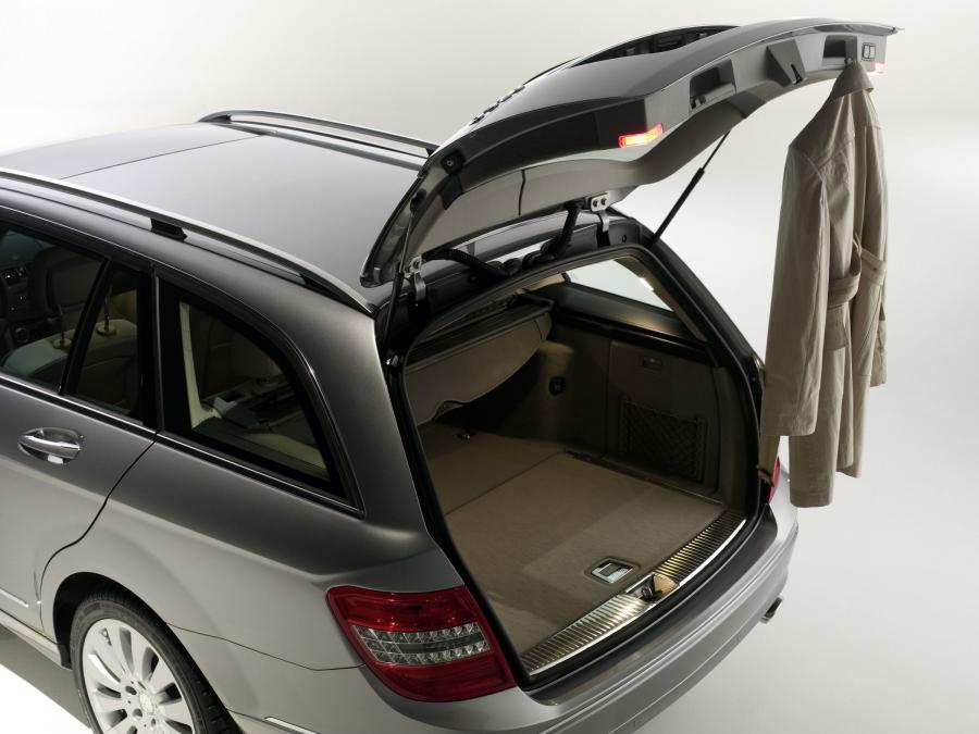  Mercedes-Benz C-Class Estate 2007 года  (фото 43 из 237)